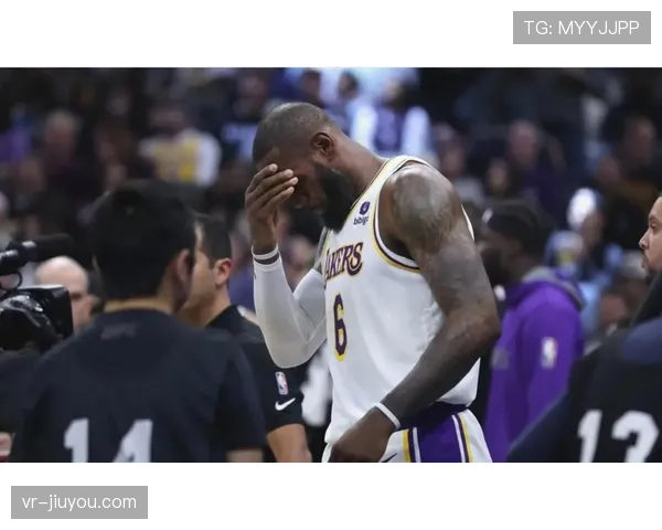 湖人队官方更新詹姆斯伤情,列为每日观察,大概率出战附加赛